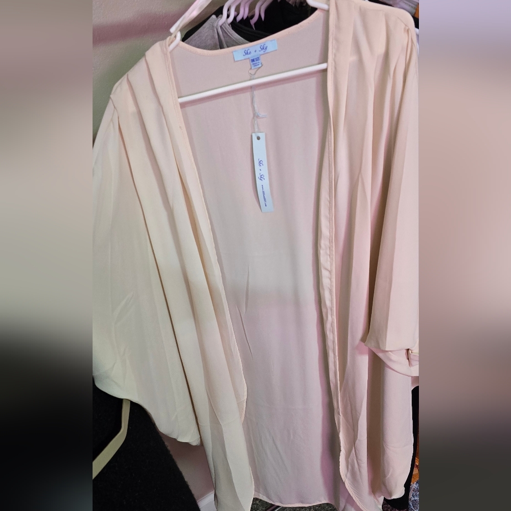 She + Sky Cream Women's Cover-up